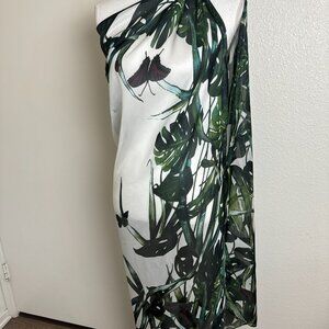 Vince Camuto Beach Wrap Sarong